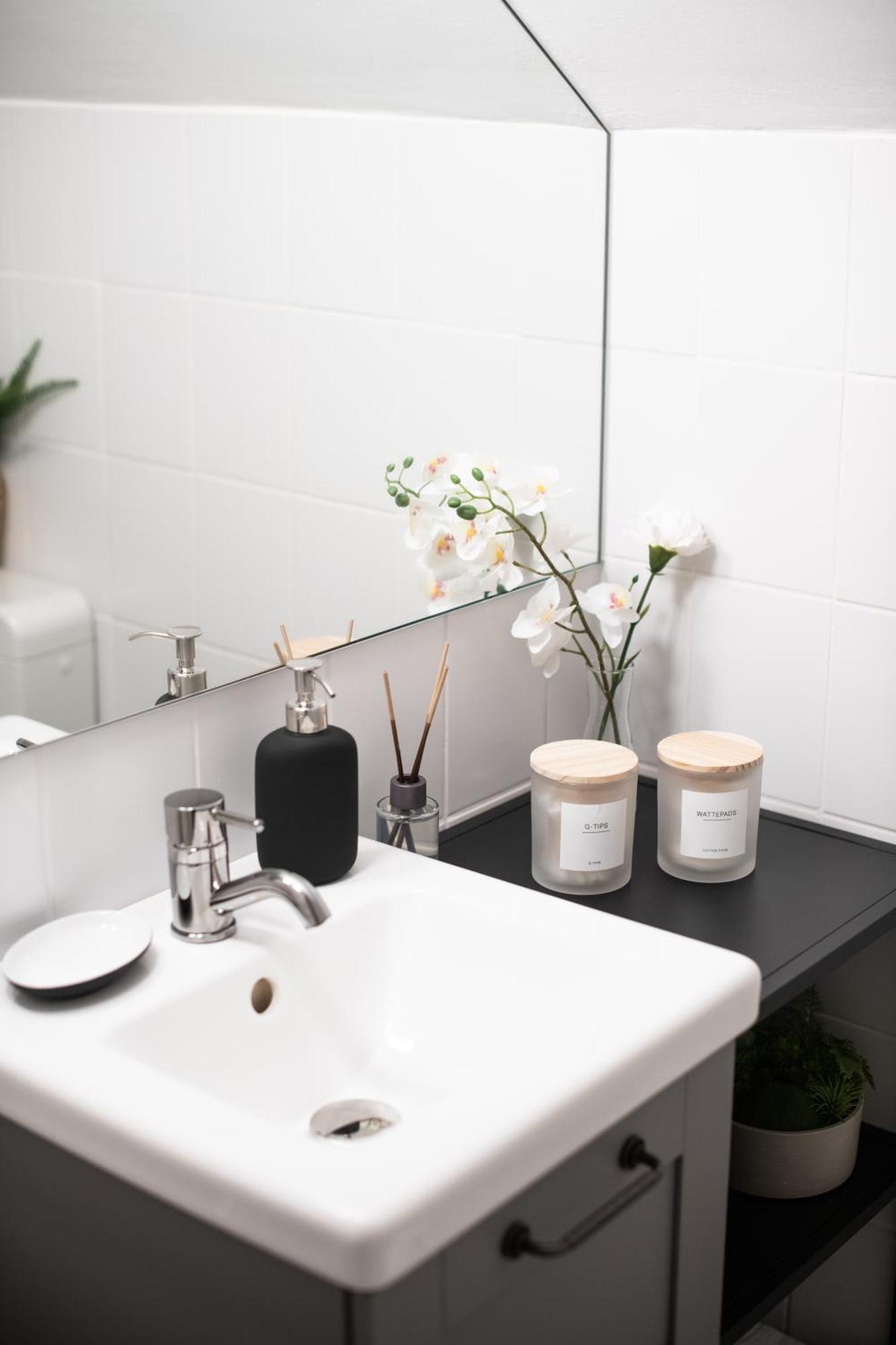 Charmantes 2-Zimmer-Apartment Mit Vorgarten Berlin Eksteriør billede